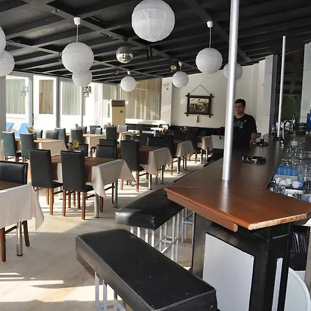 Blue Park 酒店 Armutalan